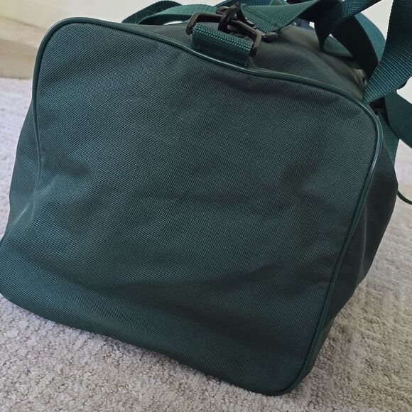 2002 PGA Championship Hazeltine Green Duffel Bag - Picture 5 of 8